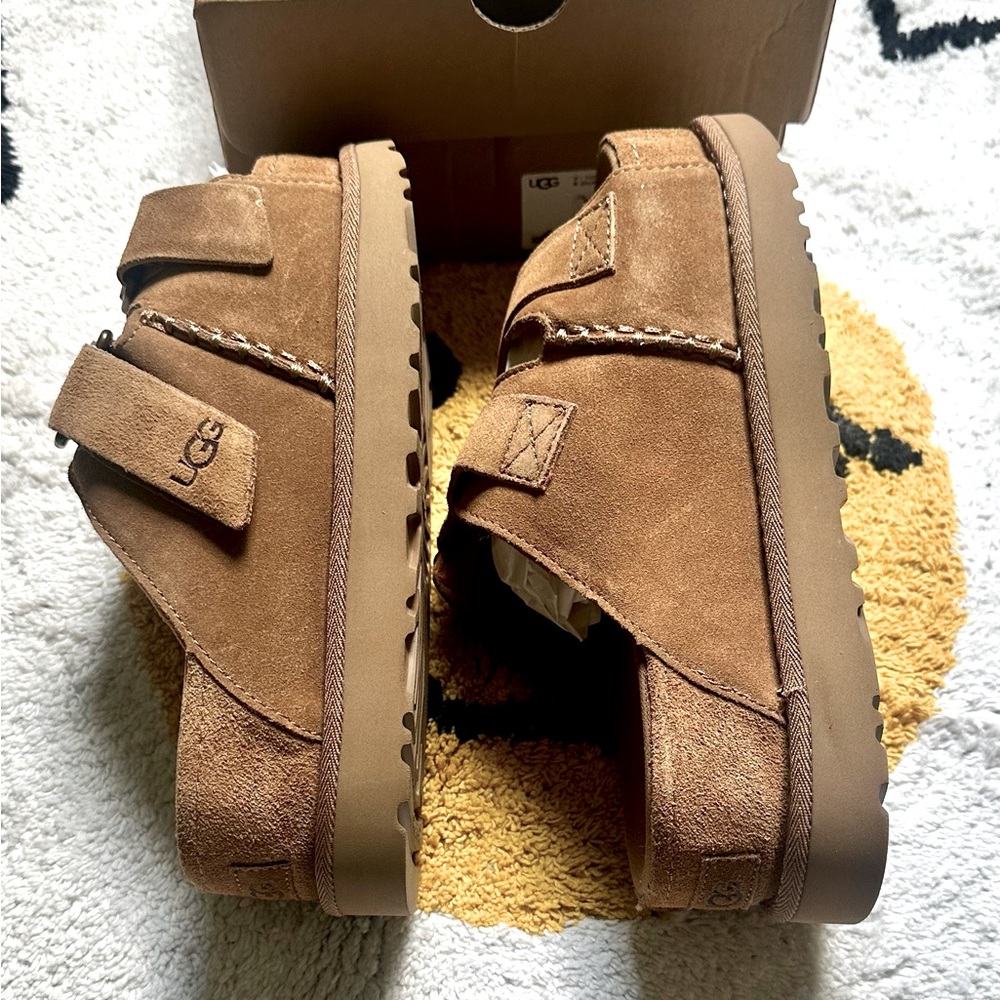 Ugg Golden Hi Slide Sandals